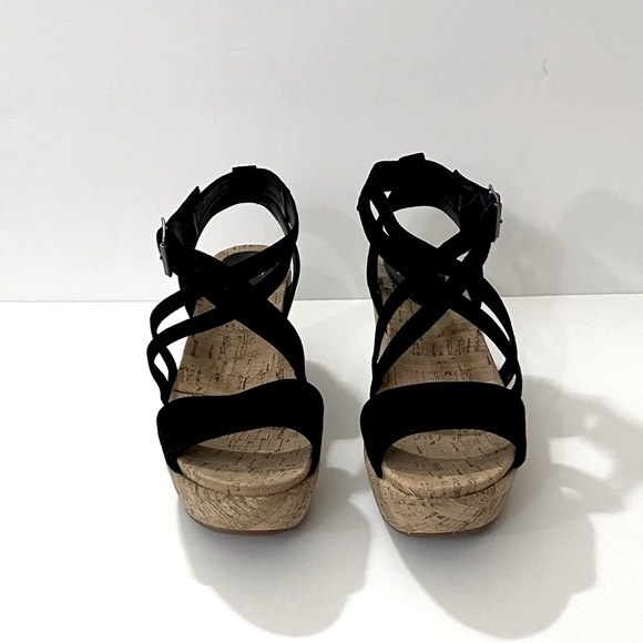 Johnston & Murphy Platform Sandals - Picture 3 of 8